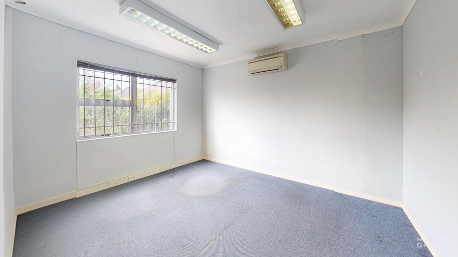 To Let commercial Property for Rent in Walmer Eastern Cape